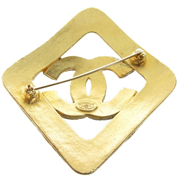 CHANEL Gold Logo Brooch - Picture 2 of 5